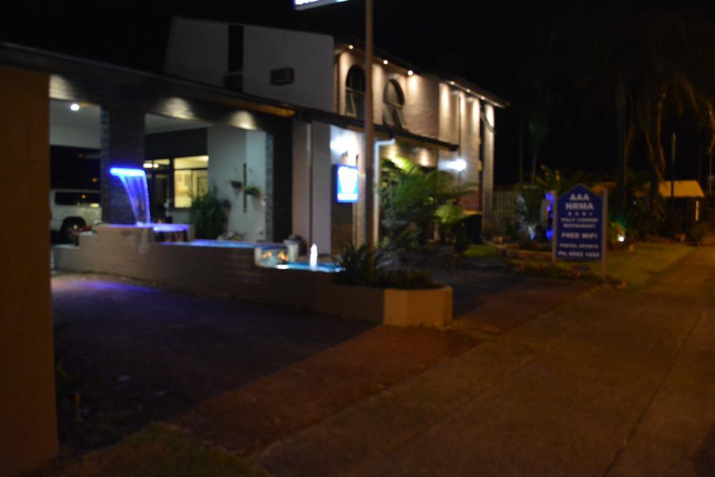 Alabaster Motor Inn Taree Exterior photo