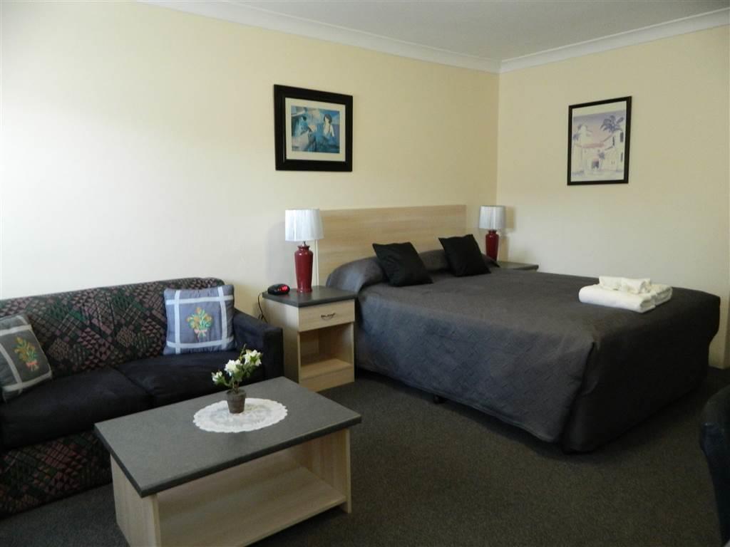 Alabaster Motor Inn Taree Exterior photo
