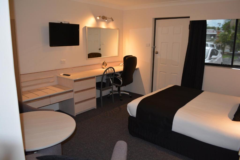 Alabaster Motor Inn Taree Room photo