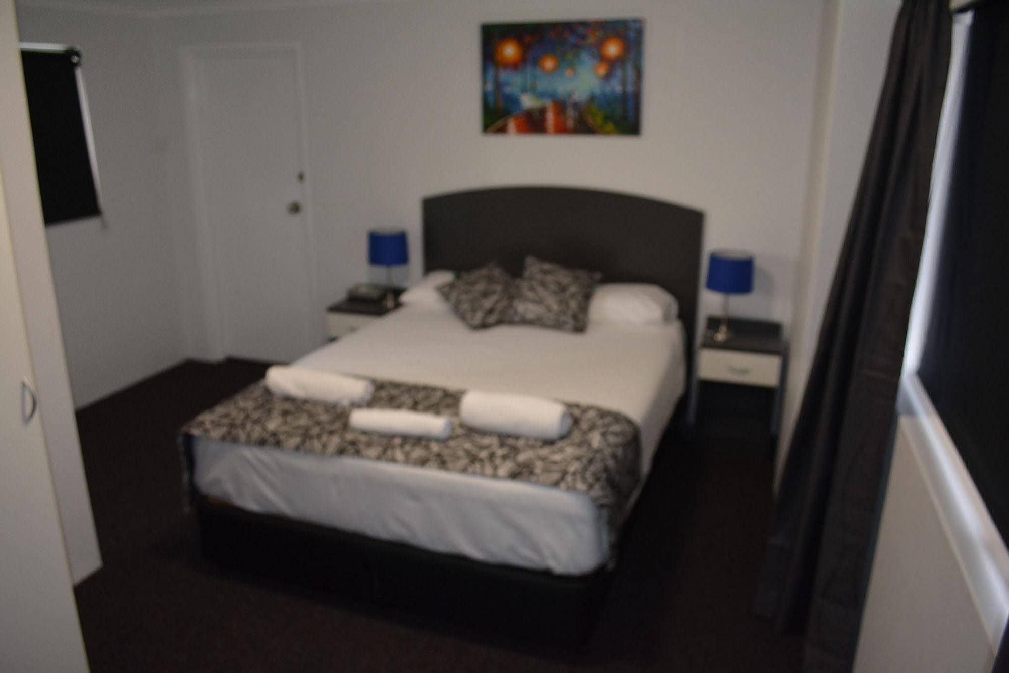 Alabaster Motor Inn Taree Exterior photo
