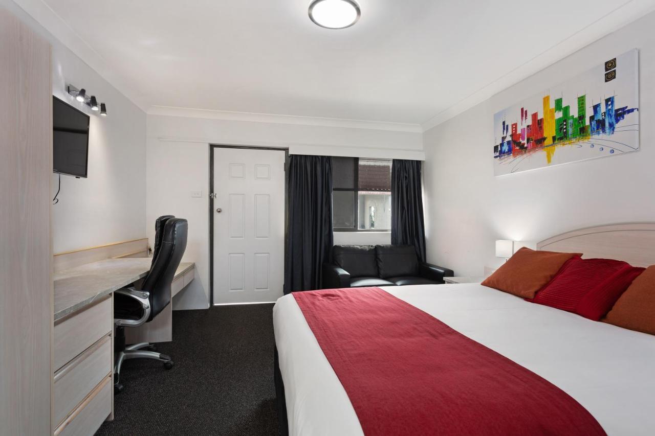 Alabaster Motor Inn Taree Exterior photo